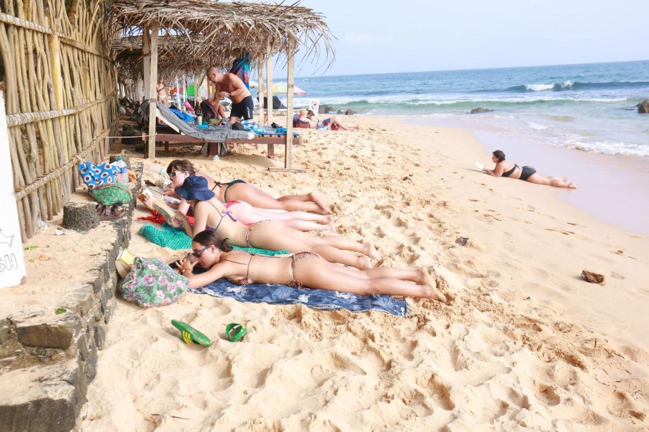Jayaa Beach Talpe Exterior photo