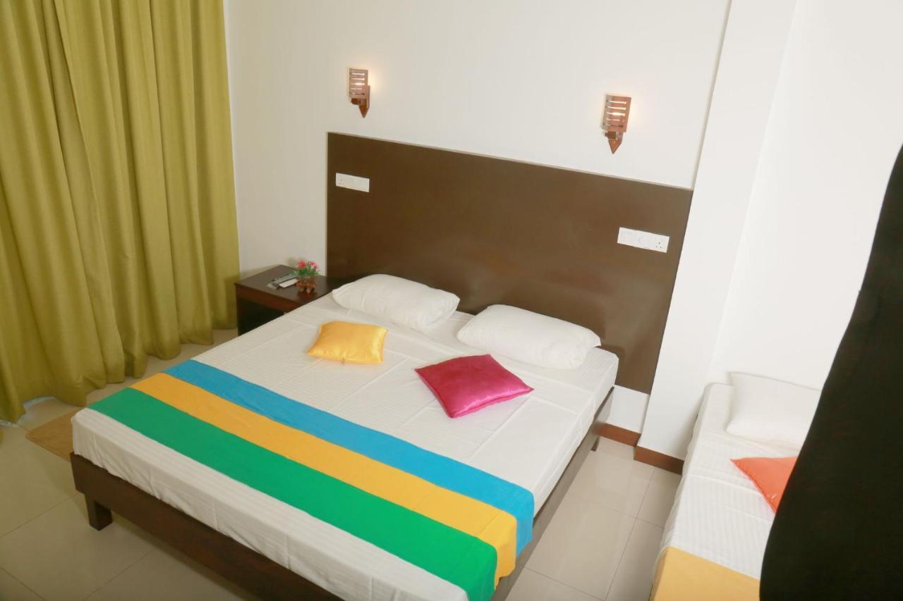 Jayaa Beach Talpe Exterior photo