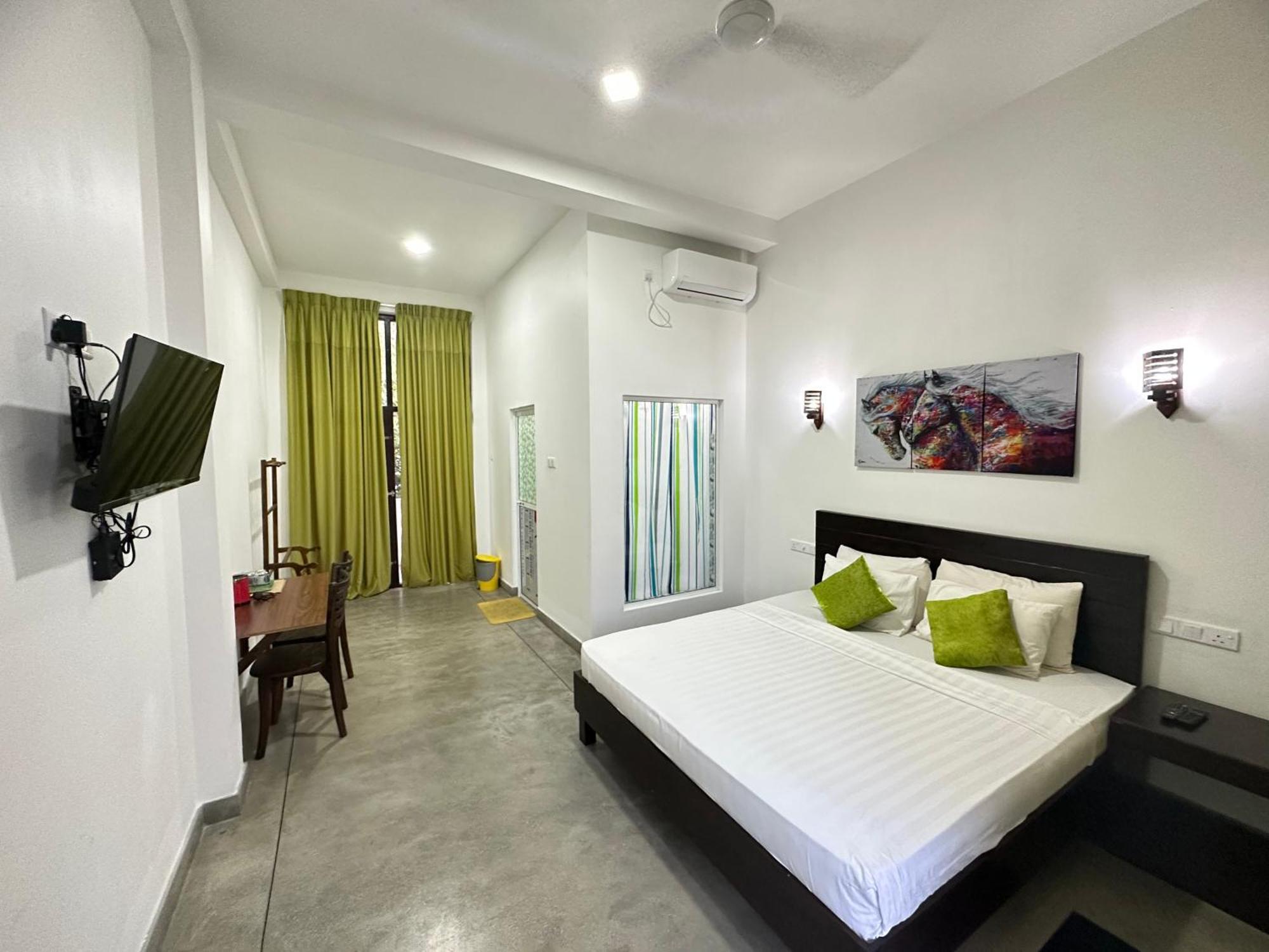Jayaa Beach Talpe Exterior photo